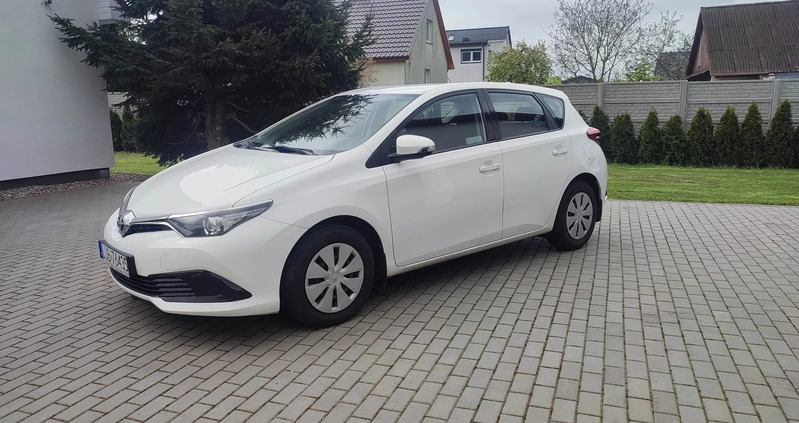 Toyota Auris cena 35000 przebieg: 201881, rok produkcji 2018 z Oborniki Śląskie małe 211